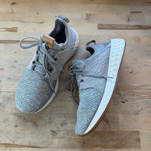 New Balance fresh foam fit Gray Athletic Sneakers size 8